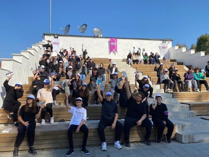 Uğur Okulları’ndan Kitap Okuma Etkinliği