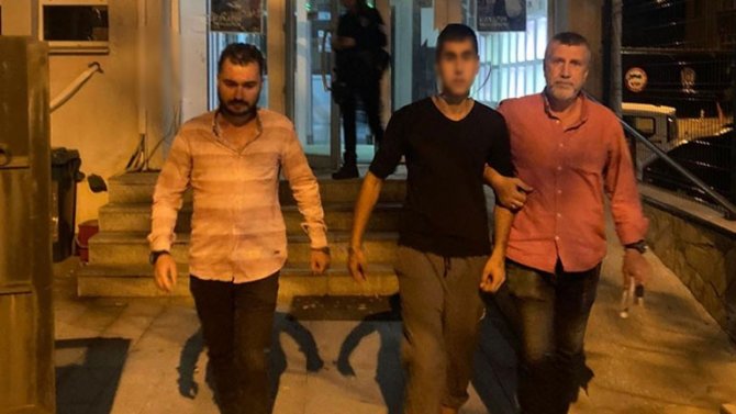 Silahlı Yağma Ve Hırsızlık Suçlarından Aranan İki Kişi Keşan’da Yakalandı