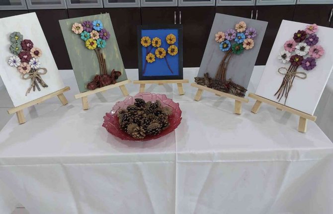 Elazığ’da Yükümlülerin El Emeği Göz Nuru Ürünleri Görücüye Çıktı