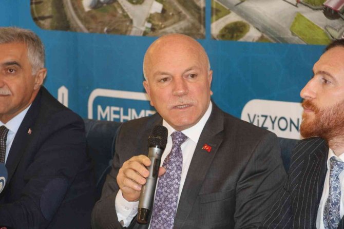 Başkan Sekmen: “1 Ekimden İtibaren Ulaşım Fiyatını Öğrencilerimiz İçin 2,5 Liraya İndirdik”