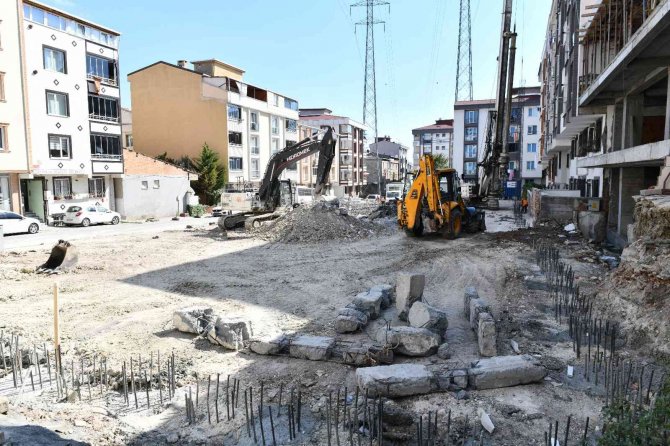 Esenyurt Saadetdere Mahalle Konağı’nın Yapımına Başlandı