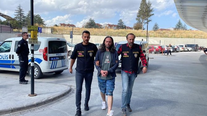 Katil Ağabey: “Kardeşini Neden Öldürdün” Sorusuna “Sevdiğim İçin” Yanıtını Verdi