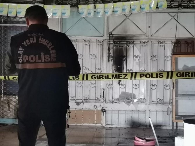 İ̇zmir’de Molotoflu Saldırının Faili, Motosikletiyle Uyuşturucu Satarken Yakalandı