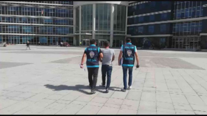 Nakliye Dolandırıcısı Polisten Kaçamadı