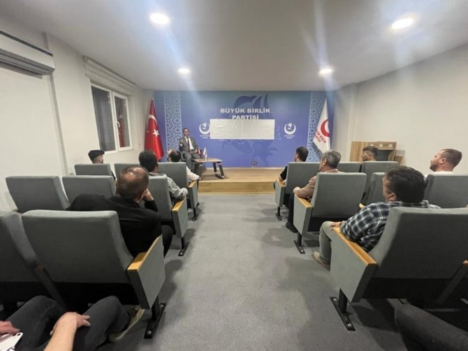 Siyasetin Formülü Bu Eğitimde Konuşuldu