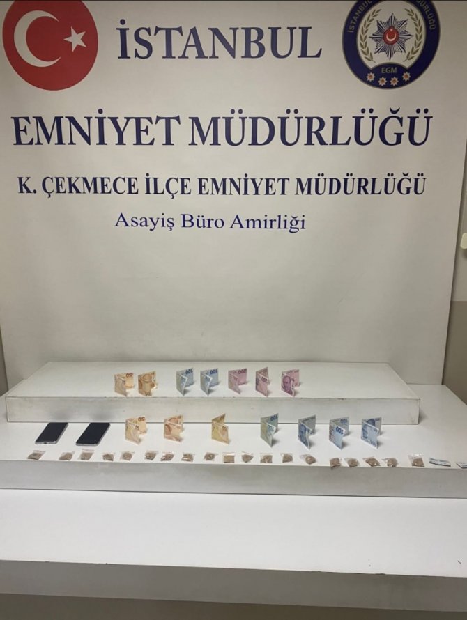 Uyuşturucu Satıcılarının Yakalanma Anı Kamerada