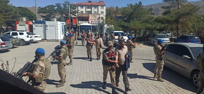 Van Merkezli 4 İlde Tefeci Operasyonu: 17 Gözaltı