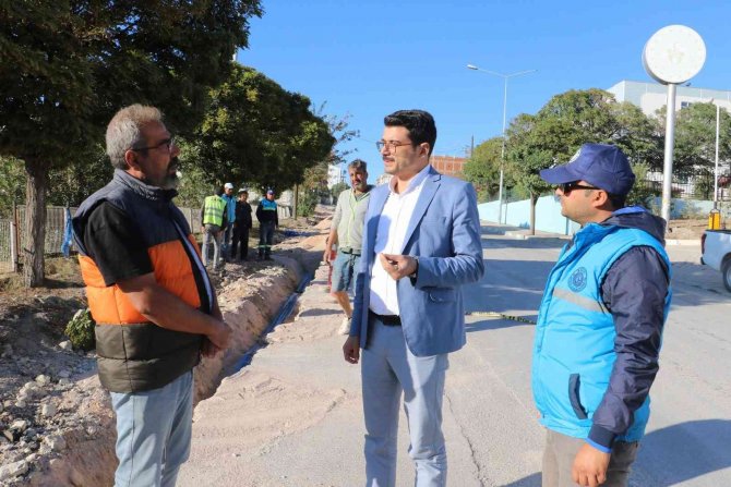 Gördes’in Altyapı Çalışmaları Yarılandı