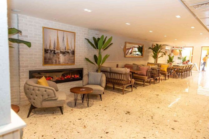 Sadece Kahve İçmek İsteyenlerin Değil, Ders Çalışmak İsteyenlerin De Uğrak Yeri Oldu