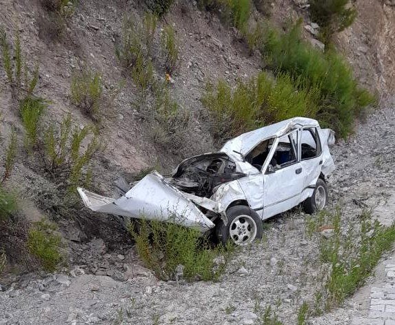 Osmaniye’de Otomobil Uçurumdan Yuvarlandı: 3’ü Ağır 7 Yaralı