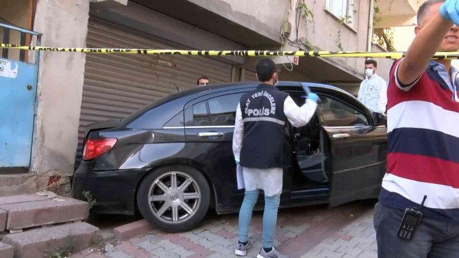 Sancaktepe’de Hırsız Polis Kovalamacası: Altın Ve Paraları Bırakıp Kaçtılar