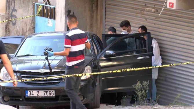 Sancaktepe’de Hırsız Polis Kovalamacası: Altın Ve Paraları Bırakıp Kaçtılar