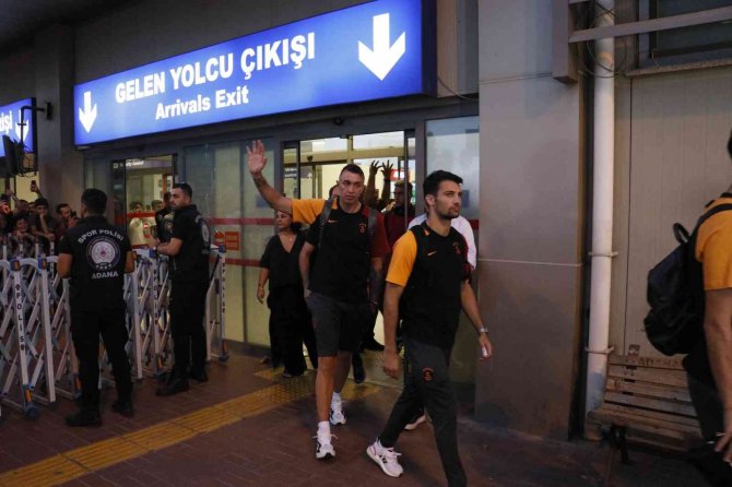 Galatasaray, Adana Demirspor Maçı İçin Adana’ya Geldi