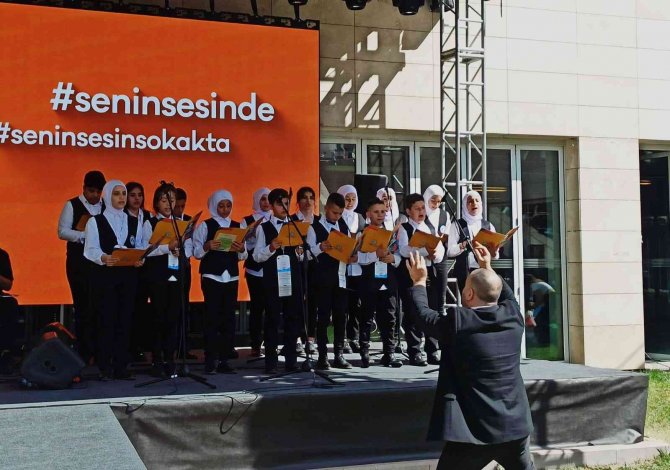 Al Farah Çocuk Korosu Sivil Sesler Festivali’nde