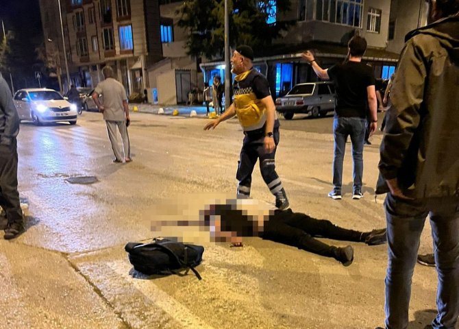 Motosikletten Düşen Sürücü Ağır Yaralandı