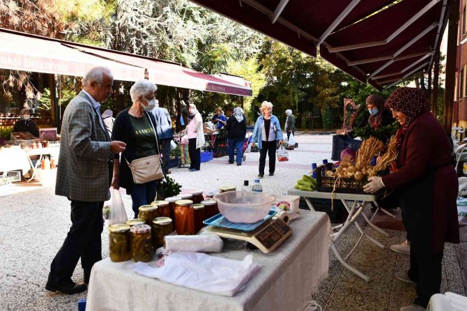 Tepebaşı’nın Desteği İle Emeklerine Sahip Çıkıyorlar
