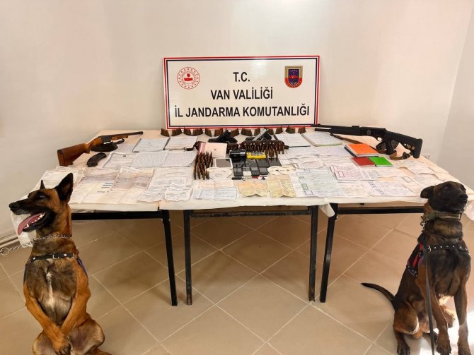 Van Merkezli 4 İlde Tefeci Operasyonu: 17 Gözaltı