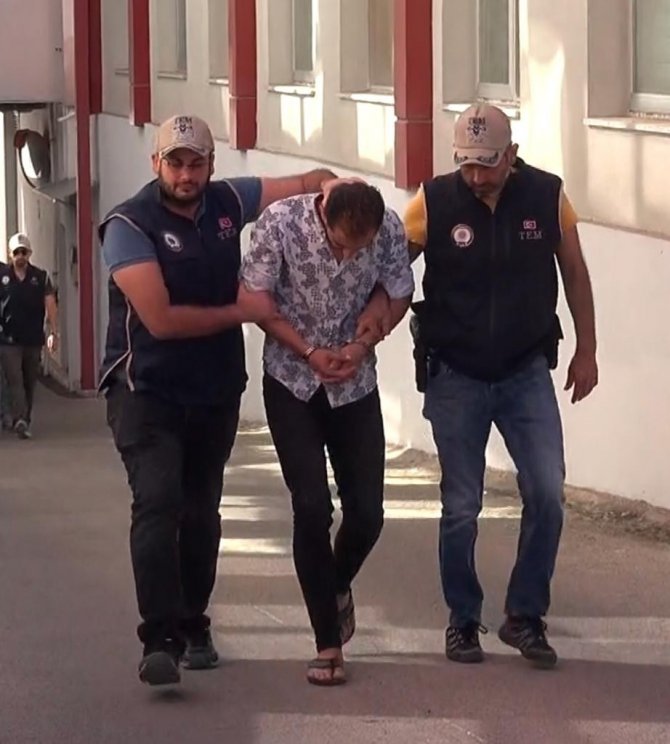 Adana’da 2 Deaş Zanlısı Tutuklandı
