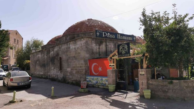 Aksaray’ın Tarihi Hamamının Bacası Tütüyor