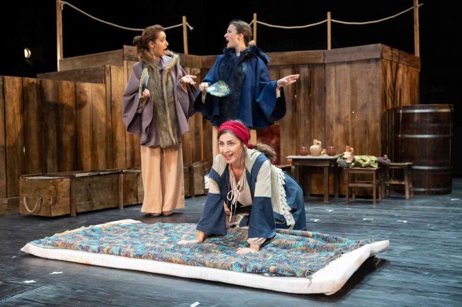 Tiyatro, Yeni Sezona ’Merhaba’ Dedi