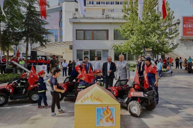 Denizli İtfaiyesi Performansıyla Göz Doldurdu