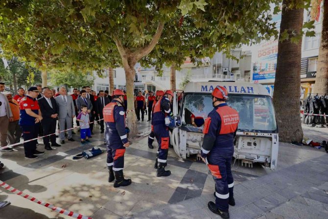 Denizli İtfaiyesi Performansıyla Göz Doldurdu