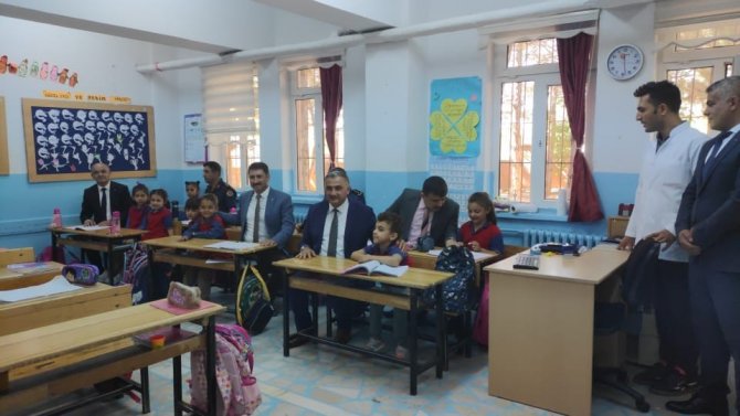 Kaymakam Tunç Talimat Verdi, Öğretmenler Öğrencilerin Evine Ziyarete Gidecek