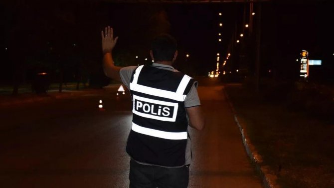 Erzincan’da Çeşitli Suçlardan Aranan 10 Kişi Yakalandı