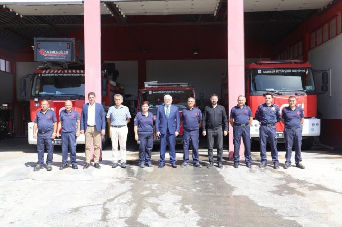 Burhaniye’de İtfaiyeciler Unutulmadı