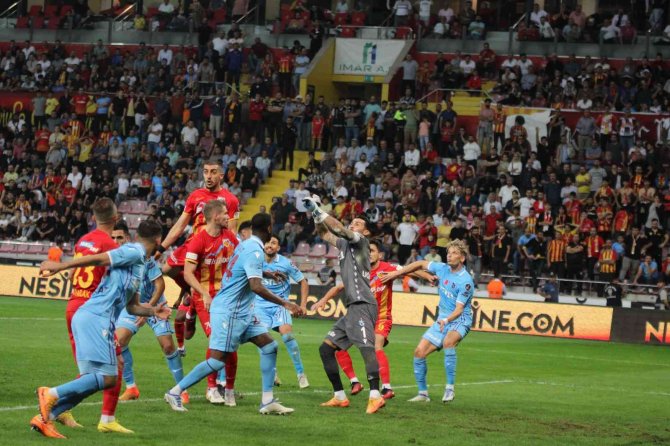 Spor Toto Süper Lig: Kayserispor: 1 - Trabzonspor: 2 (Maç Sonucu)