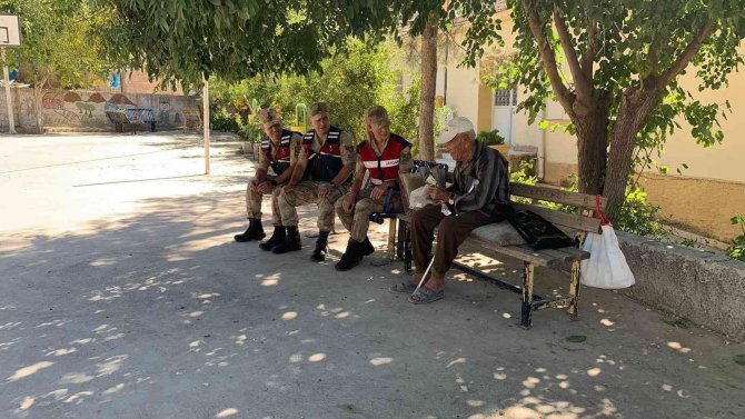 Jandarmadan Kore Gazisi Kılınç’a Anlamlı Ziyaret