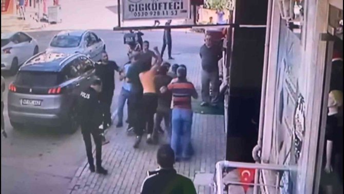 Sinyal Verme Kavgasında Onlarca Kişi Birbirine Girdi: O Anlar Kamerada