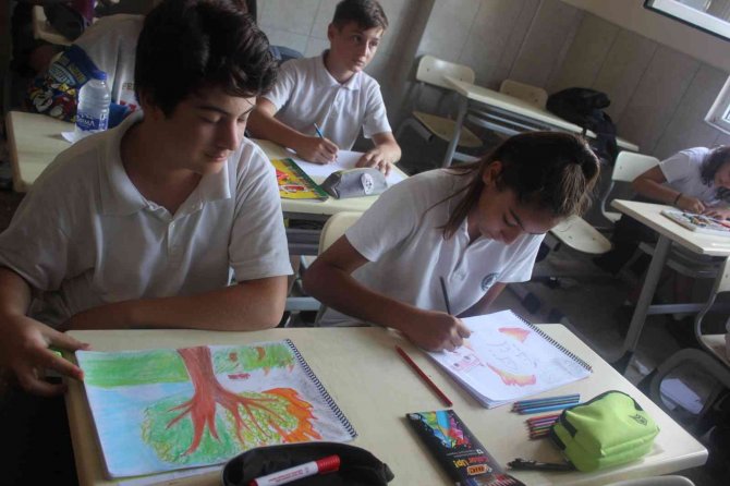 Marmarisli Öğrencilerden İtfaiyeciler İçin Anlamlı Ders