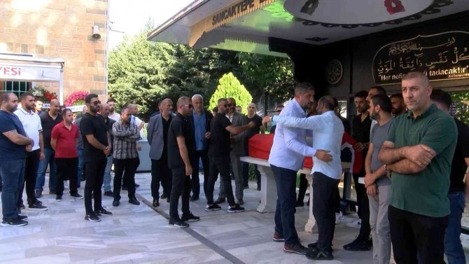 Mhp’li Erkan Hançer Son Yolculuğuna Uğurlandı
