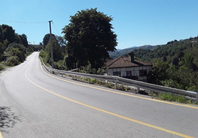 Yol Kenarlarına Bariyerli Önlem: Yüzde 95 Seviyelerine Ulaştı