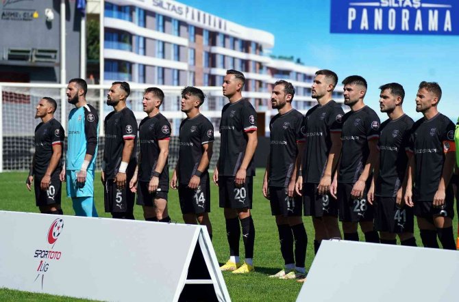 Spor Toto 1. Lig: Pendikspor: 3 - Göztepe: 0