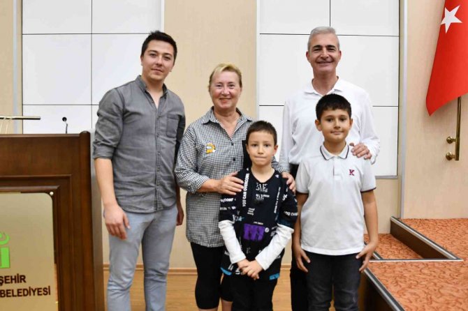 “Hayalimdeki Barınak” Adlı Resim Yarışmasına 620 Öğrenci Katıldı