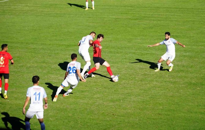 Tff 2. Lig: Gmg Kastamonuspor: 0 - Fethiyespor: 0