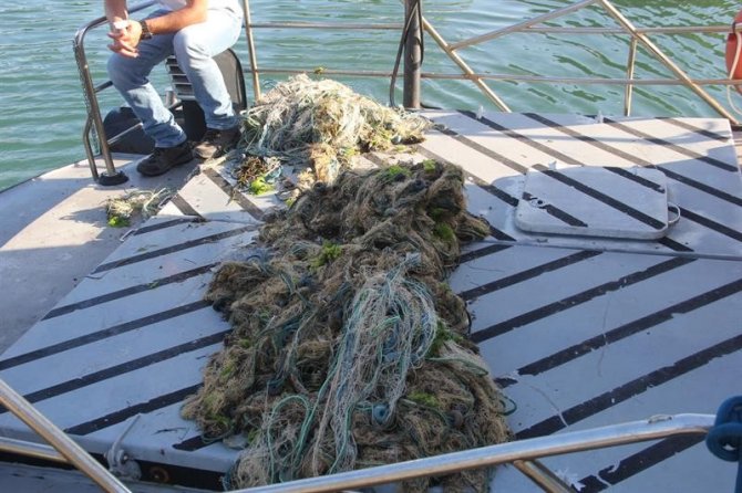 Yalova Açıklarında Hayalet Ağ Temizliği