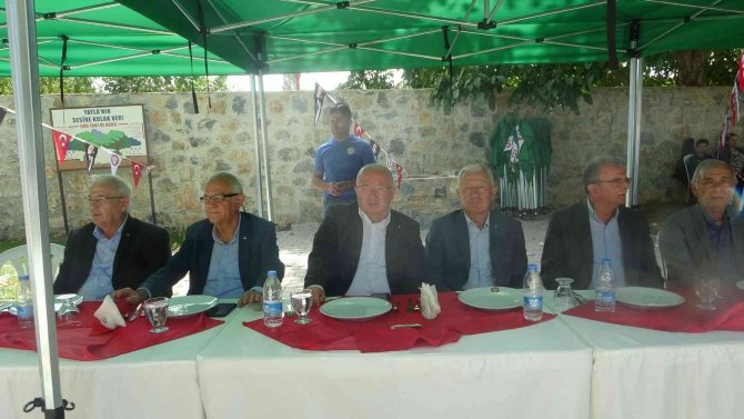 Menteşeli Kavun Üreticileri Kıyasıya Yarıştı