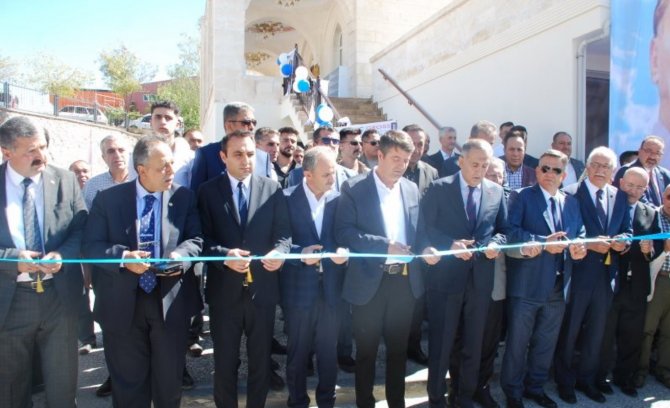 Besni’de Merinos Haci Mustafa Rabuş Camii İbadete Açıldı