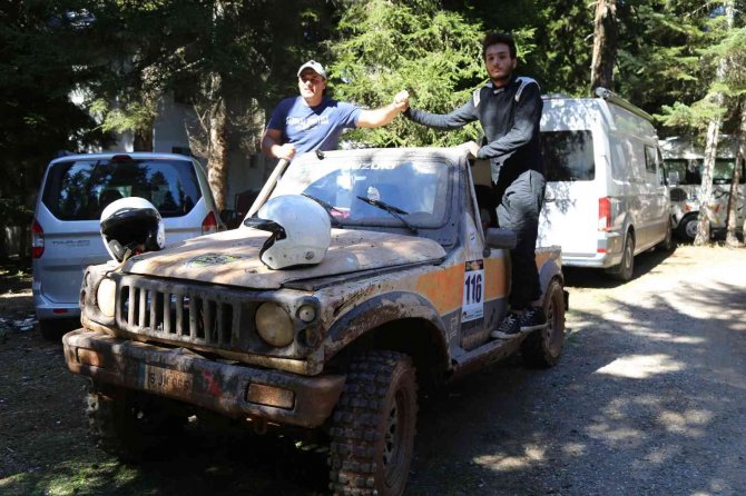 Artvin’de 6.’sı Düzenlenen Uluslararası Off-road Yarışları Büyük Heyecana Sahne Oldu