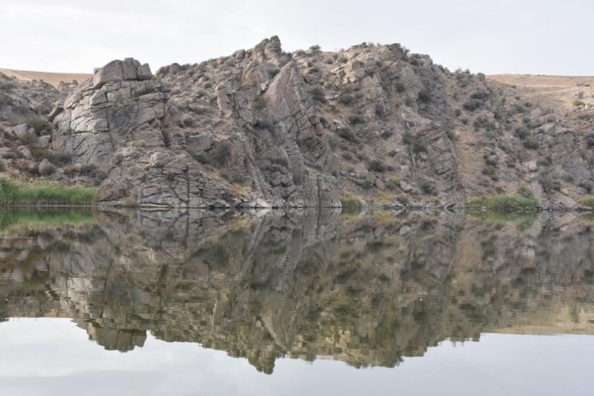 Çeşnigir Kanyonu Ve Tarihi Köprü Ziyaretçilerine Eşsiz Bir Manzara Sunuyor