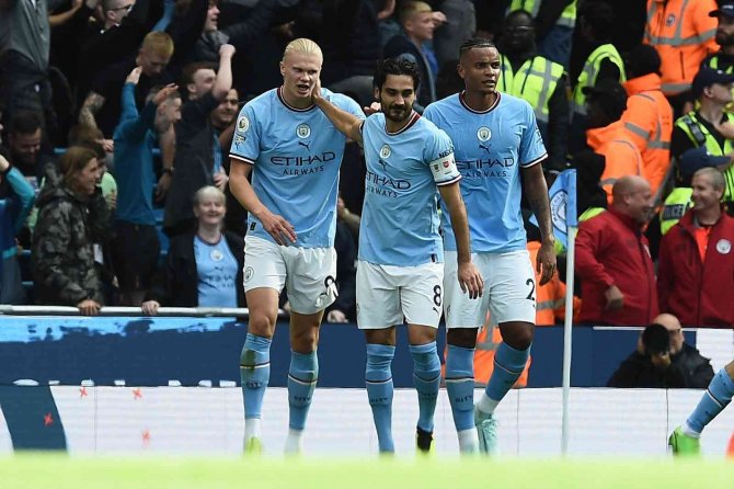 Manchester Derbisinde City’den Gövde Gösterisi