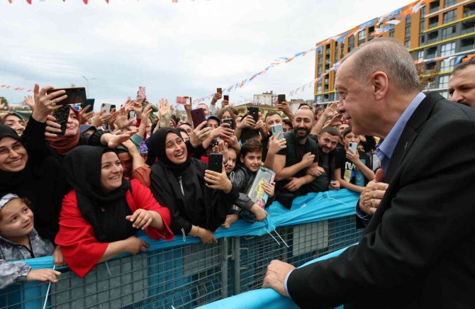 Pendik-sabiha Gökçen Havalimanı Metro Hattı Açıldı