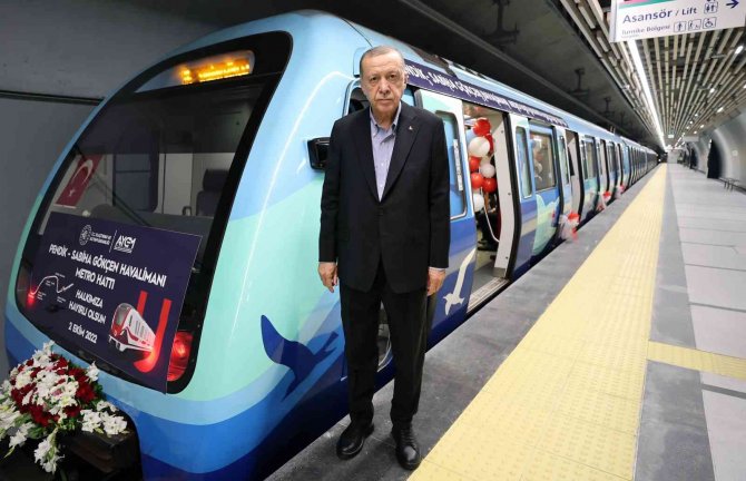 Pendik-sabiha Gökçen Havalimanı Metro Hattı Açıldı