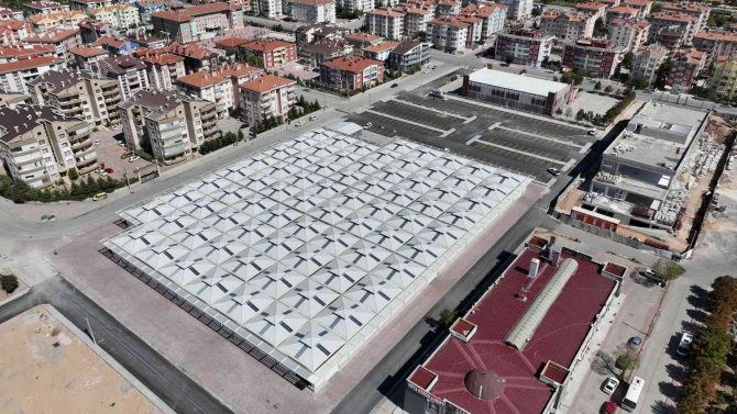 Selçuklu’da Yazır Kapalı Pazar Açılışa Hazırlanıyor