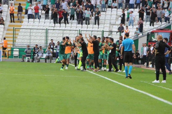 Spor Toto Süper Lig: Konyaspor: 1 - Ümraniyespor: 0 (İ̇lk Yarı)