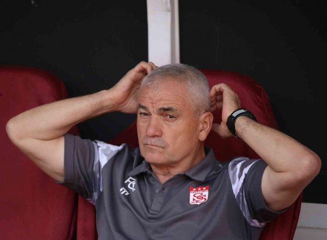 Spor Toto Süper Lig: Sivasspor: 1 - Hatayspor: 2 (İ̇lk Yarı)