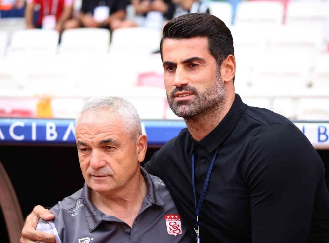 Spor Toto Süper Lig: Sivasspor: 1 - Hatayspor: 2 (İ̇lk Yarı)